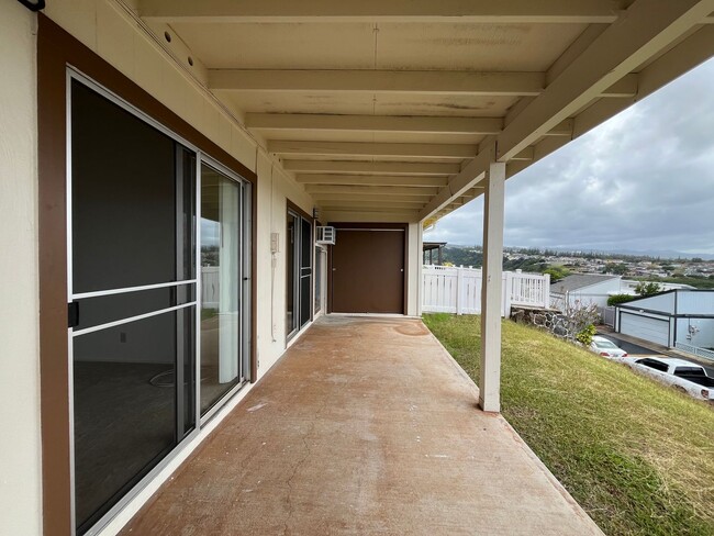 Building Photo - Harbor Terrace in Newtown Estates