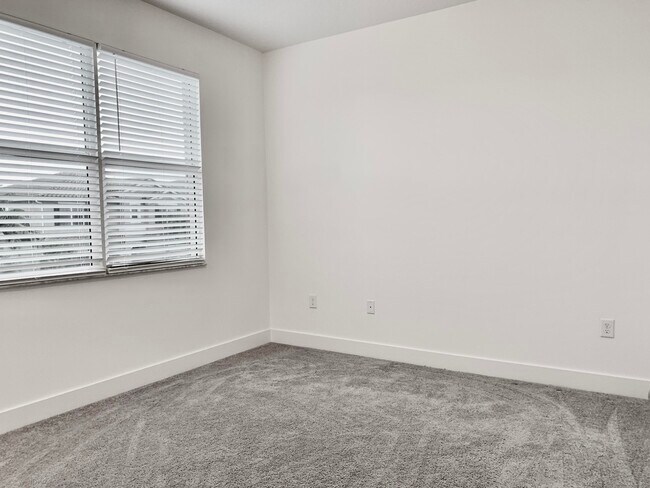 Building Photo - 9754 Celtic Sea Ln