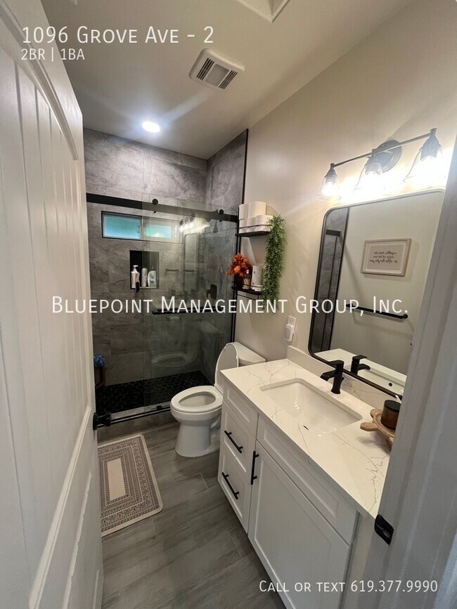 Building Photo - 1096 Grove Ave