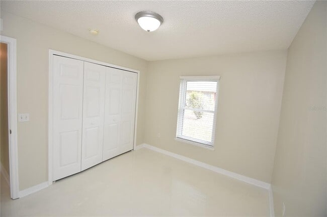 Building Photo - 31 Slumber Path