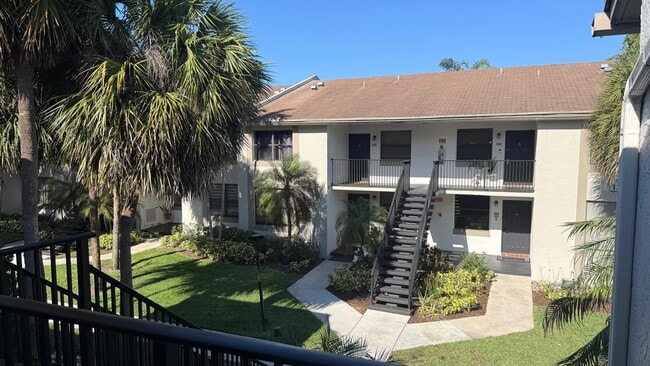 Building Photo - 1254 S Military Trail