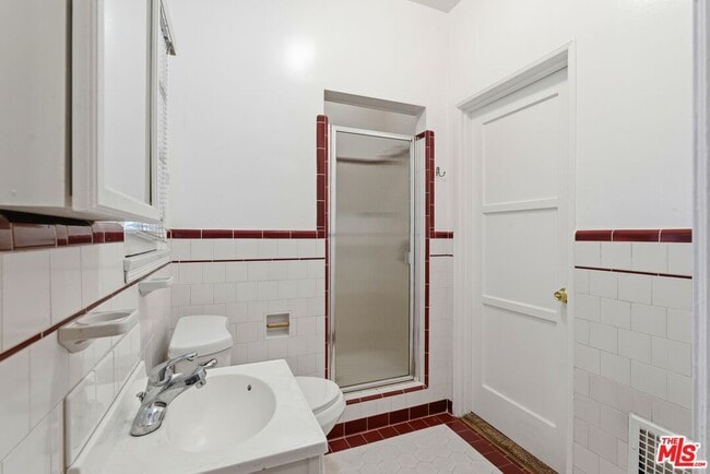 Building Photo - 1873 Midvale Ave