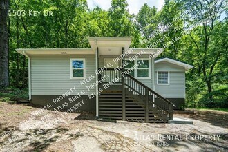 Building Photo - 1503 Key Dr
