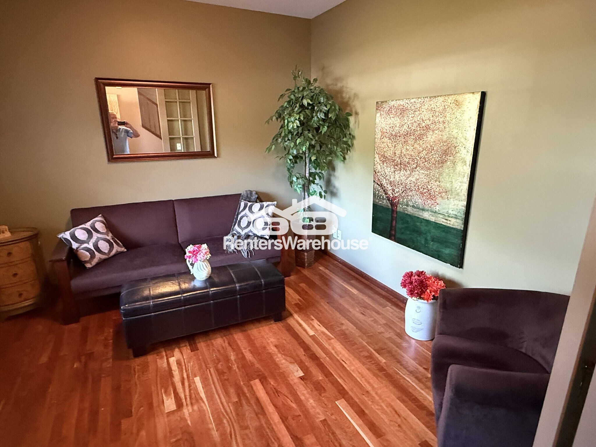 Building Photo - 3600 Mahle Ln