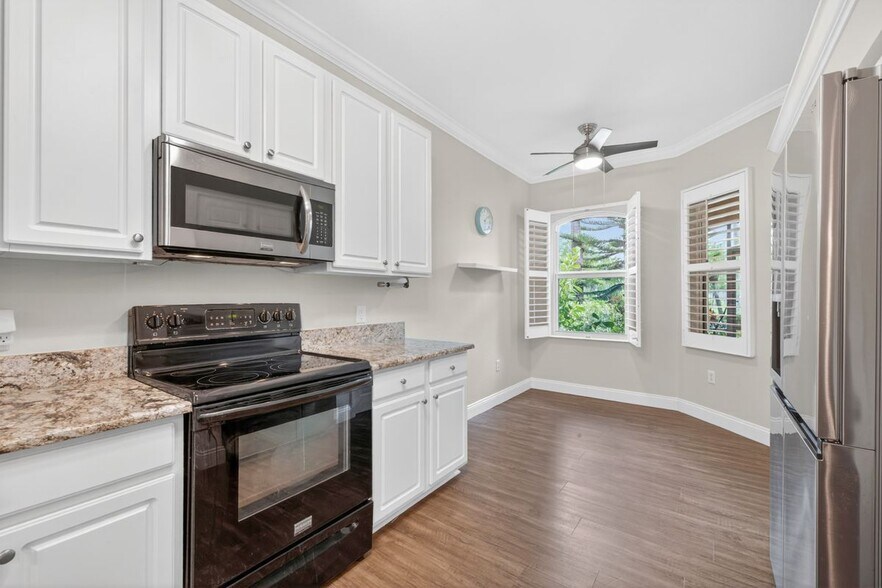 Building Photo - 14214 Manchester Dr