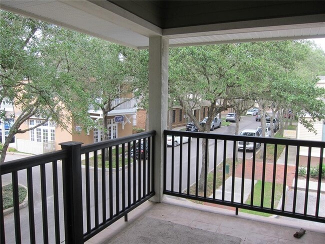 Building Photo - 5213 SW 91st Dr
