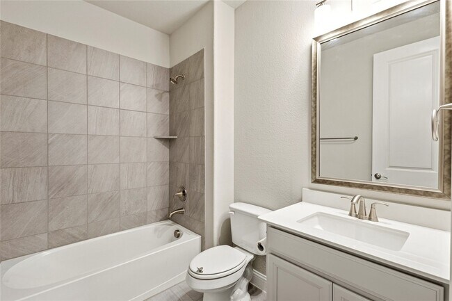 Building Photo - 2213 Cherrybark Trl