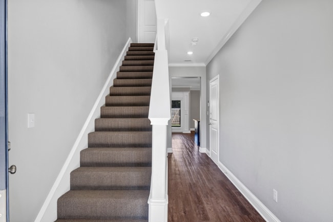 Building Photo - 16117 Pawnee Dr