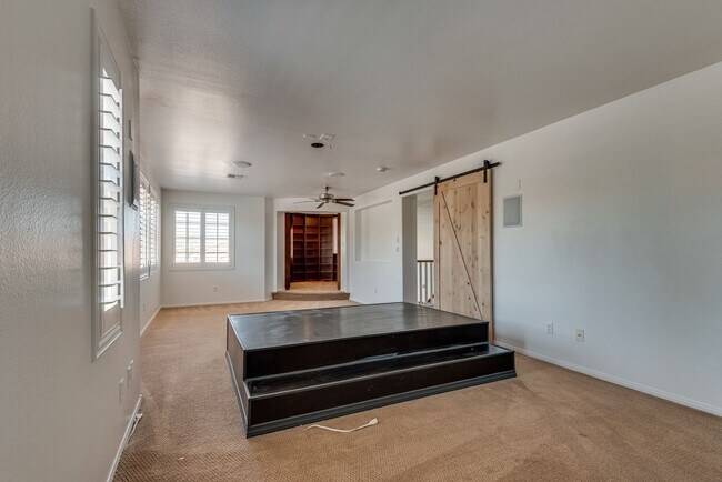 Building Photo - Elegant 4-Bedroom Home with Spa, Balcony &...