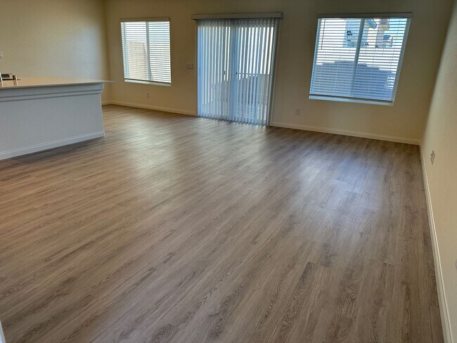 Building Photo - NEW HOME CONSTRUCTION AT SPECTRUM BAY.