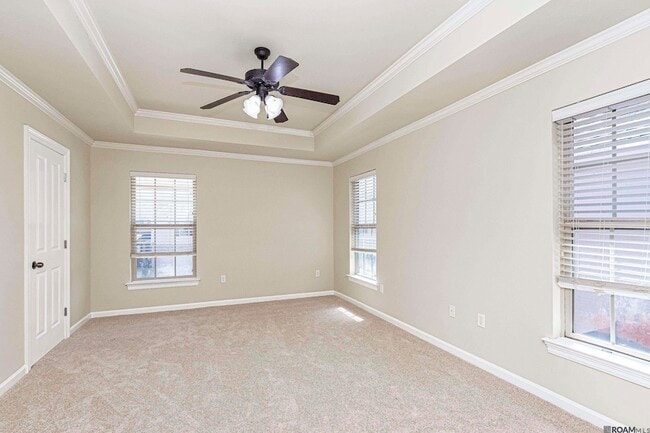 Building Photo - 18163 Pinehurst Dr