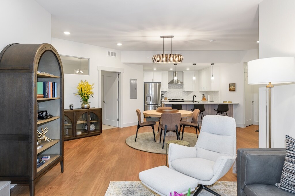 Building Photo - 144 Ski Idlewild Rd