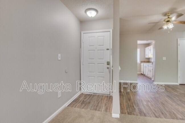 Building Photo - 2449C Jennings Road