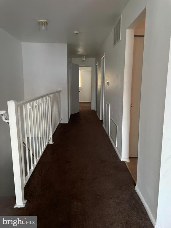 Building Photo - 806B Cypress Point Cir