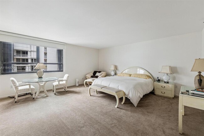 Building Photo - 10175 Collins Ave