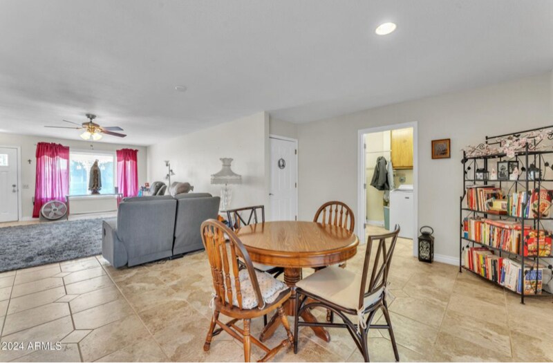 Building Photo - 13018 W Limewood Dr