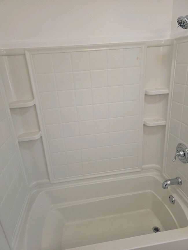 Building Photo - 7802 Columbine Dr