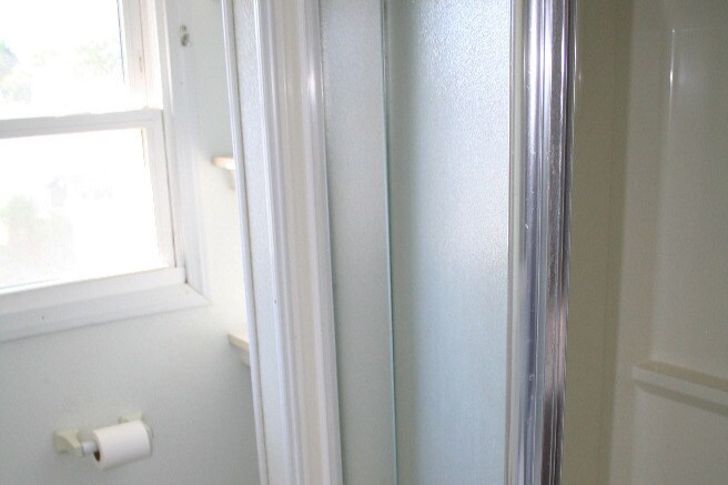 Bathroom - 2224 Lincoln St