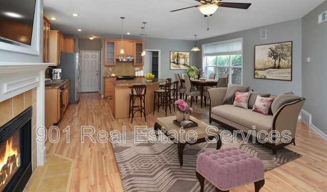 Building Photo - 1413 Island Town Dr