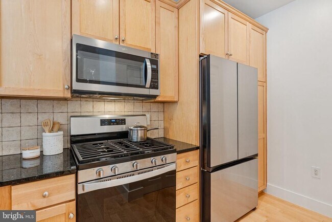 Building Photo - 11800 Old Georgetown Rd