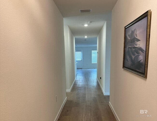 Building Photo - 19349 Gray Horse Dr