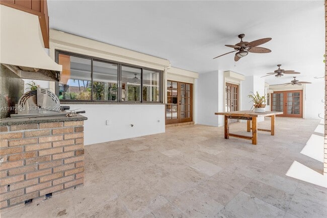 Building Photo - 15305 SW 74th Ct