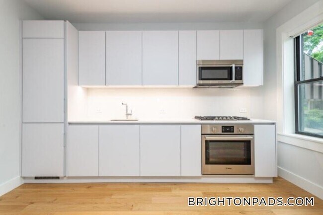 Building Photo - 12 Elko St