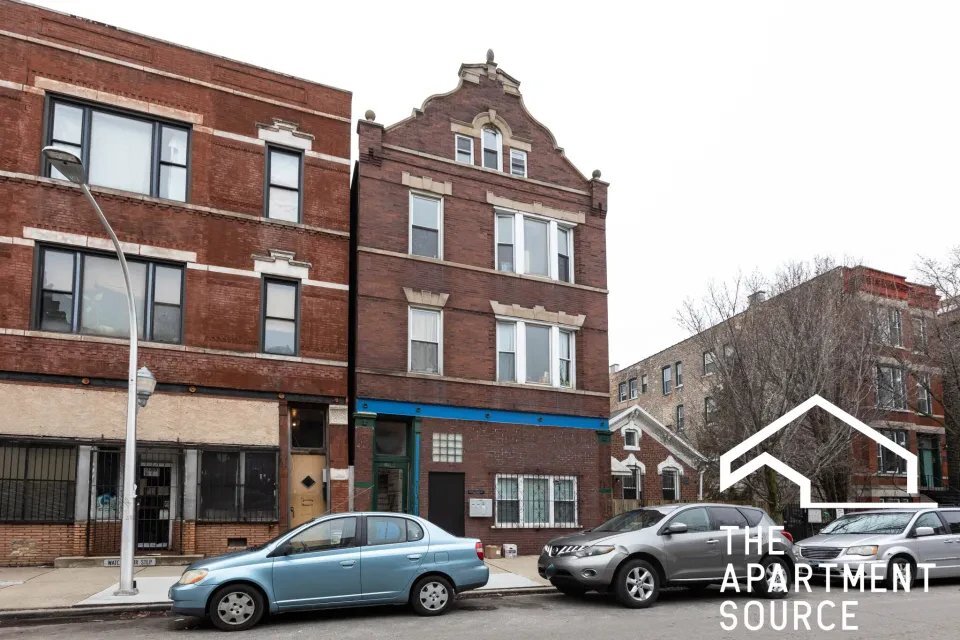 Building Photo - 2241 W 21st St