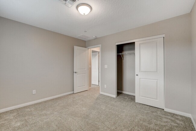 Building Photo - 11553 Alpine Cove Ave