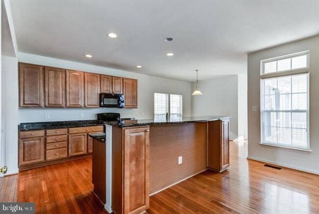 Building Photo - 2002 Idlewild Blvd