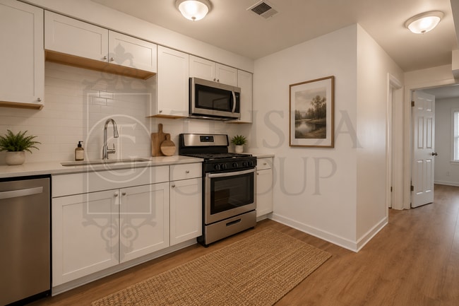 Building Photo - Avail Sept 1st: 2BR Apt in Crafton, 1 Off Street Parking, AC, W/D included, Quartz Countertops, D...