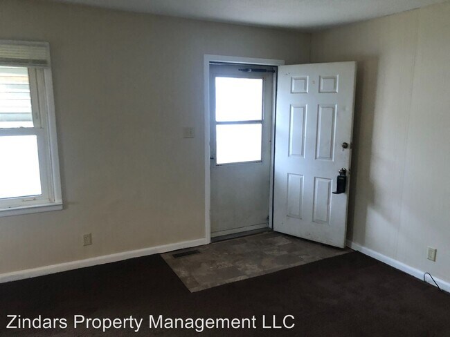 Building Photo - 1404 Lape St