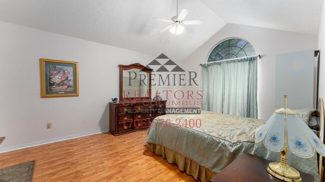 Building Photo - 1740 Doerun Dr