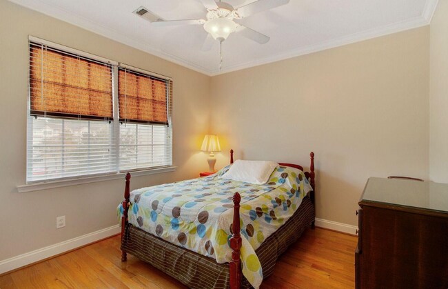 Guest Bedroom - 4218 Climbing Tree Ct