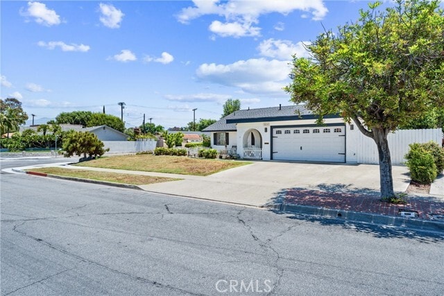 Building Photo - 24162 Fordview St