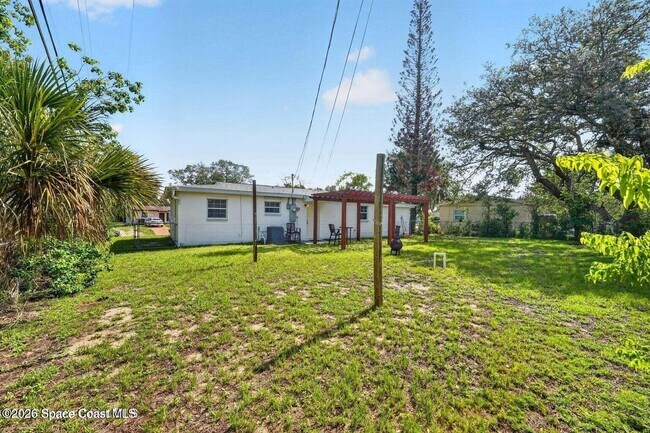 Building Photo - 2285 Fruitwood Ct