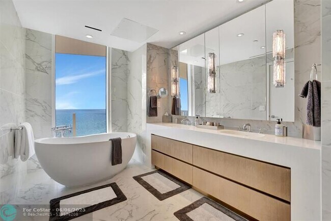 Building Photo - 525 N Fort Lauderdale Beach Blvd