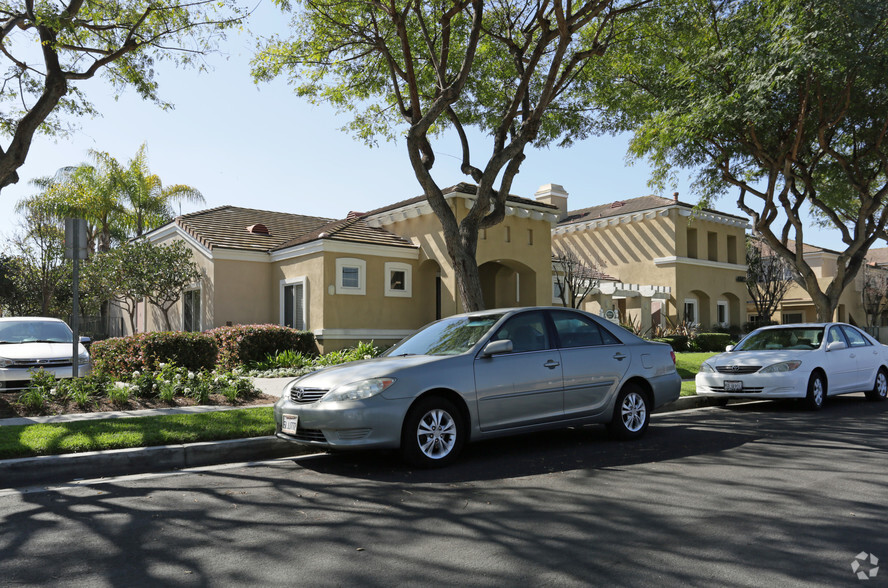 Building Photo - Harmony Court Apartment Homes