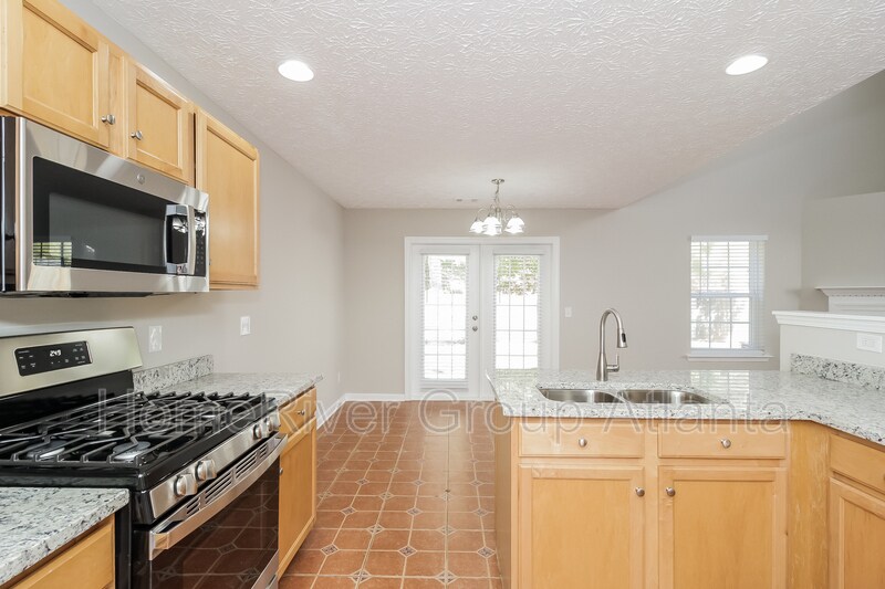 Building Photo - 206 Ilex Dr