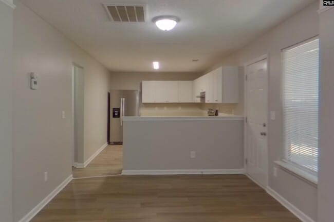 Building Photo - 121 Eagle Pointe Dr