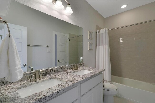 Building Photo - 702 Tomichi Trl