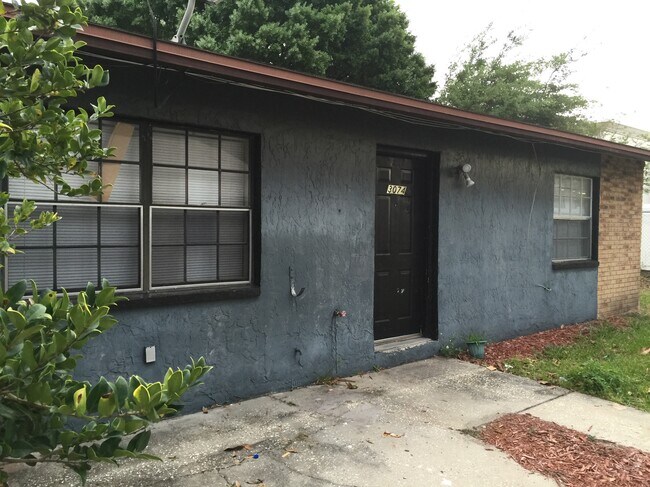 Building Photo - 3072 St Paul Dr