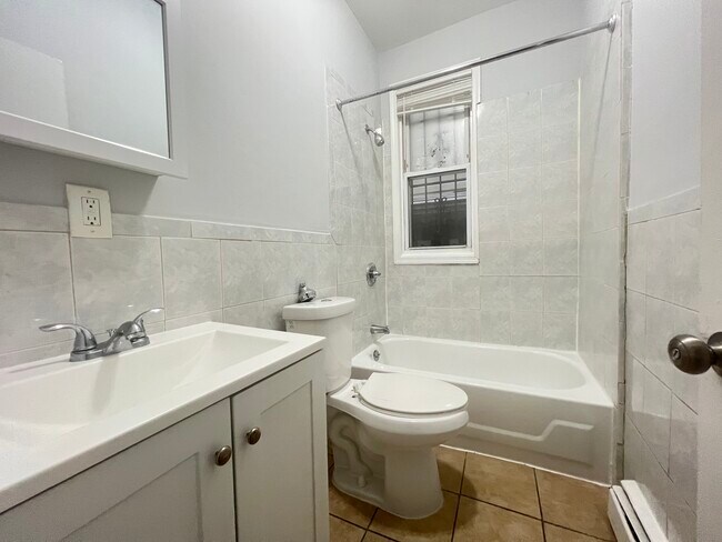 Building Photo - 198 Myrtle Ave