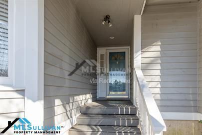 Building Photo - 106 Elmwood Cir