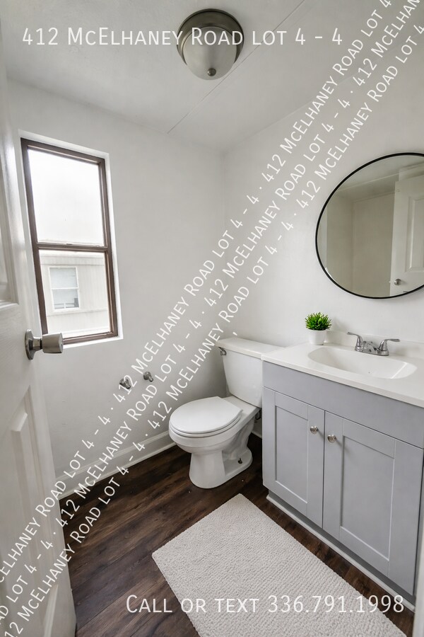 Building Photo - 412 McElhaney Rd