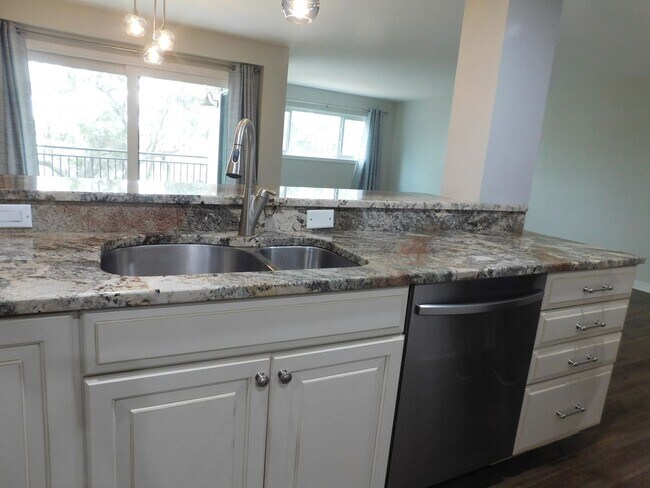 Building Photo - 70 Paddle boat Ln