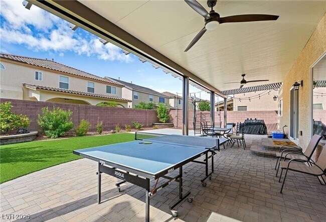 Building Photo - 6239 Mustang Spring Ave