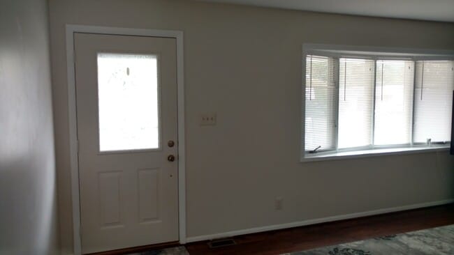 Building Photo - Coming June 2026!  Beautiful 3-Bedroom, 2-Bath Home with Garage & Gorgeous Backyard in Anderson