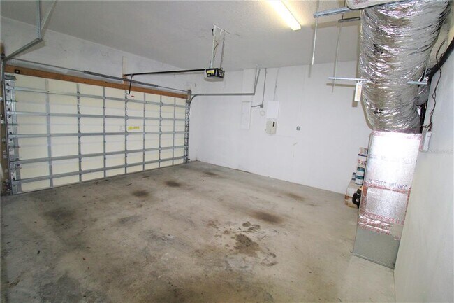 Building Photo - 2278 Tami Sola St
