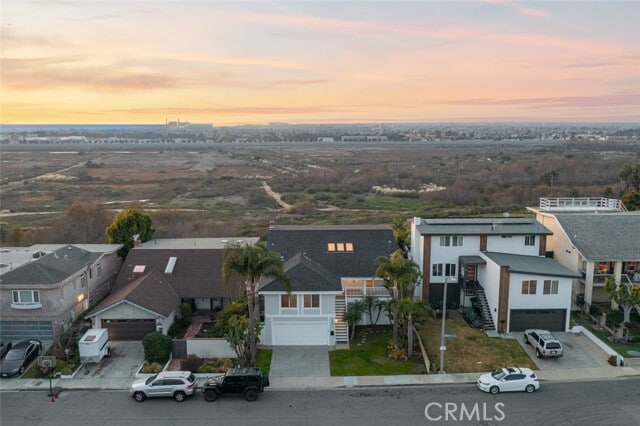 Building Photo - 1861 Parkview Cir